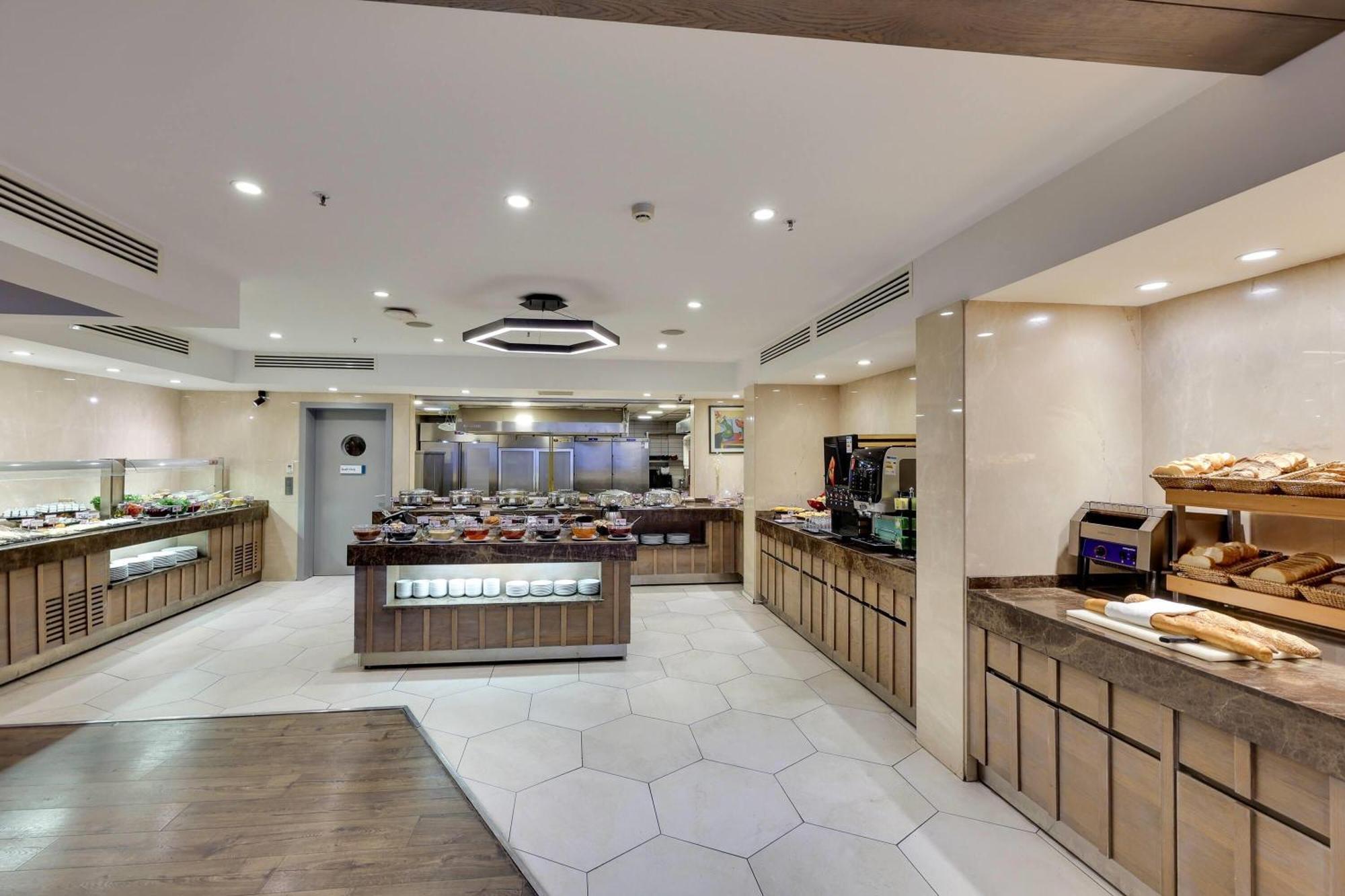 Ramada By Wyndham Istanbul Old City, Istanbul